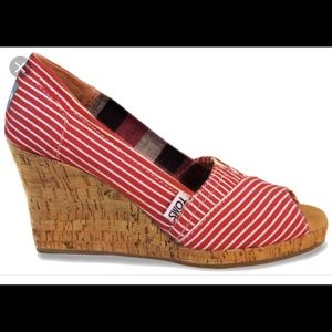 Toms Wedges